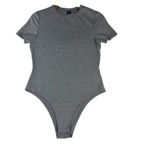 Women’s Gray Short Sleeve Bodysuit Size Large Stretchy Fitted Snap Closure